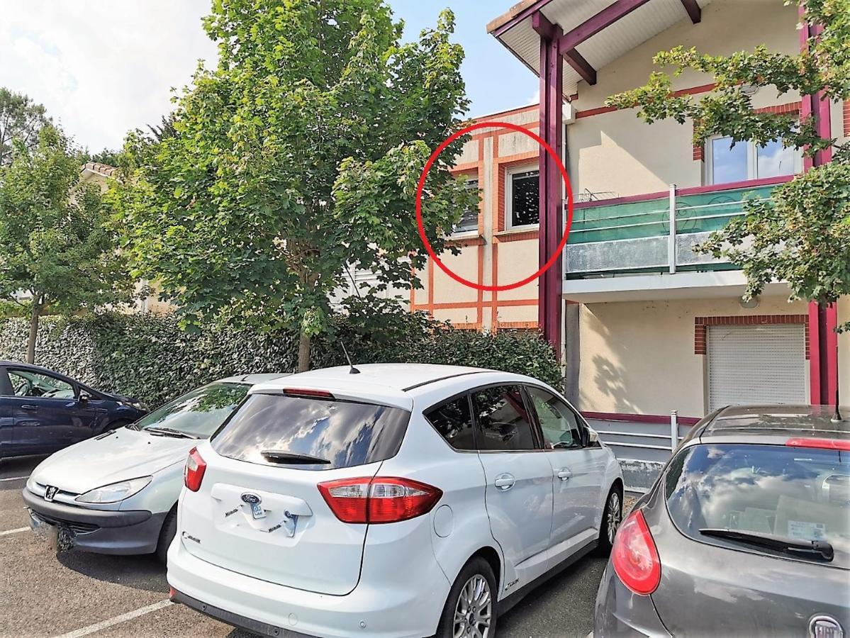 Studio Calme Avec Parking Saint-Pierre-du-Mont  Zewnętrze zdjęcie
